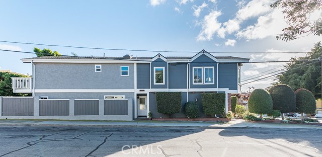 Corner location with lots of street parking for your guests - a rare find in the Golden Hills!
