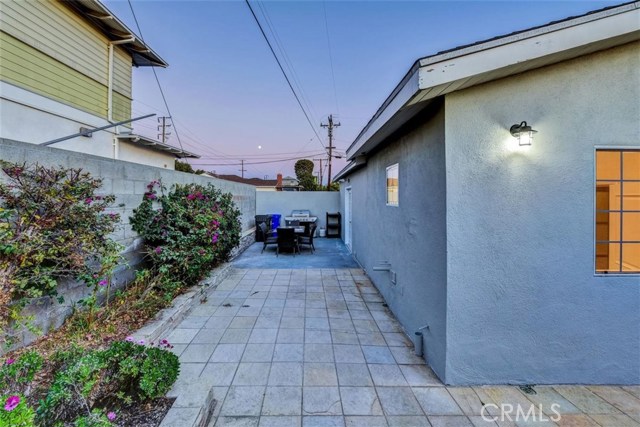 1651 23rd Street, Manhattan Beach, California 90266, 3 Bedrooms Bedrooms, ,1 BathroomBathrooms,Residential,Sold,23rd,PV20240193