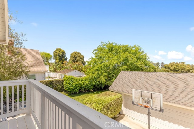 51 Dapplegray Lane, Rolling Hills Estates, California 90274, 5 Bedrooms Bedrooms, ,3 BathroomsBathrooms,Residential,Sold,Dapplegray,SB21097792