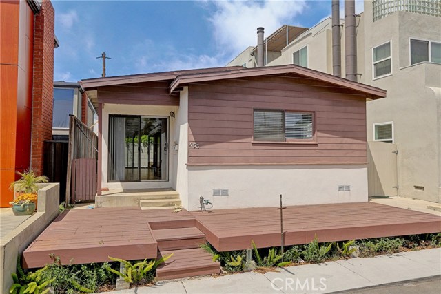 453 34th Street, Manhattan Beach, California 90266, 2 Bedrooms Bedrooms, ,1 BathroomBathrooms,Residential,Sold,34th,SB17085029