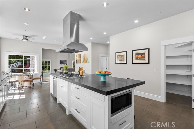 27207 Eastvale Road, Palos Verdes Peninsula, California 90274, 6 Bedrooms Bedrooms, ,5 BathroomsBathrooms,Residential,Sold,Eastvale,PV21116314