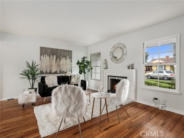 2 Bed Home for Sale in Van Nuys, California