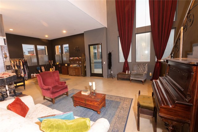 Main, 92701, ,For Sale,Main,PW20195641