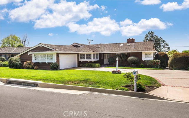 2621 Via Carrillo, Palos Verdes Estates, California 90274, 4 Bedrooms Bedrooms, ,2 BathroomsBathrooms,Residential,Sold,Via Carrillo,PV17070048