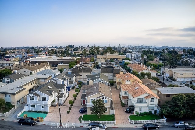 2104 Nelson Avenue, Redondo Beach, California 90278, 4 Bedrooms Bedrooms, ,3 BathroomsBathrooms,Residential,Sold,Nelson,SB20211994