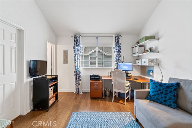 319 Emerald Street, Redondo Beach, California 90277, 2 Bedrooms Bedrooms, ,2 BathroomsBathrooms,Residential,Sold,Emerald,SB21122333