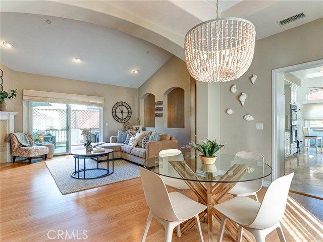 2225 Mathews Avenue, Redondo Beach, California 90278, 3 Bedrooms Bedrooms, ,2 BathroomsBathrooms,Residential,Sold,Mathews,SB20231740