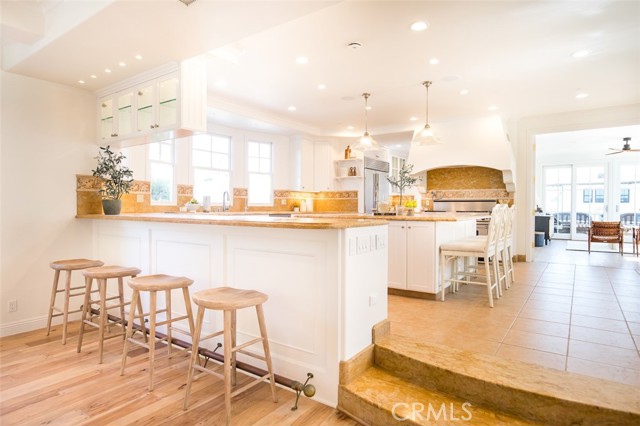 400 1st Street, Manhattan Beach, California 90266, 5 Bedrooms Bedrooms, ,5 BathroomsBathrooms,Residential,Sold,1st,SB21021125