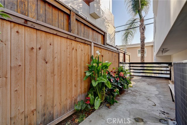 316 34th Street, Manhattan Beach, California 90266, 4 Bedrooms Bedrooms, ,2 BathroomsBathrooms,Residential,Sold,34th,SB18111518