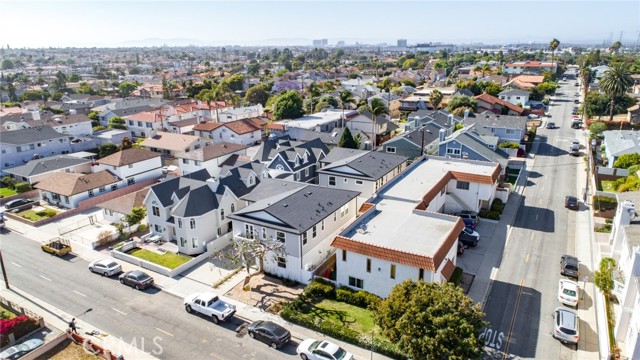 2421 Voorhees Avenue, Redondo Beach, California 90278, 4 Bedrooms Bedrooms, ,3 BathroomsBathrooms,Residential,Sold,Voorhees,PV21111181