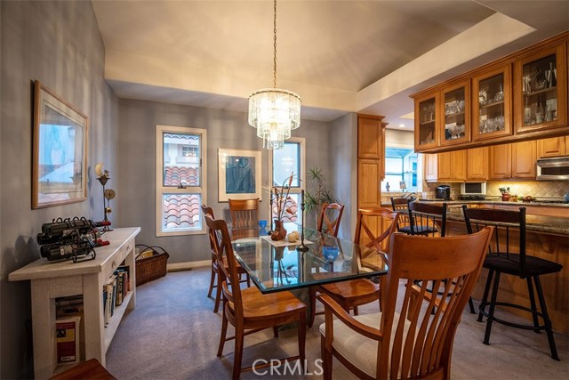 2708 Laurel Avenue, Manhattan Beach, California 90266, 3 Bedrooms Bedrooms, ,3 BathroomsBathrooms,Residential,Sold,Laurel,SB19150797