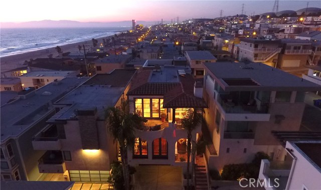 121 36th Place, Manhattan Beach, California 90266, 4 Bedrooms Bedrooms, ,3 BathroomsBathrooms,Residential,Sold,36th,SB17219527