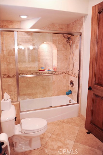 713 JUANITA, Redondo Beach, California 90277, 3 Bedrooms Bedrooms, ,2 BathroomsBathrooms,Residential,Sold,JUANITA,SB17176144