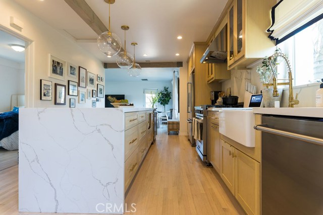 3617 Elm Avenue, Manhattan Beach, California 90266, 3 Bedrooms Bedrooms, ,2 BathroomsBathrooms,Residential,Sold,Elm,SB20086428