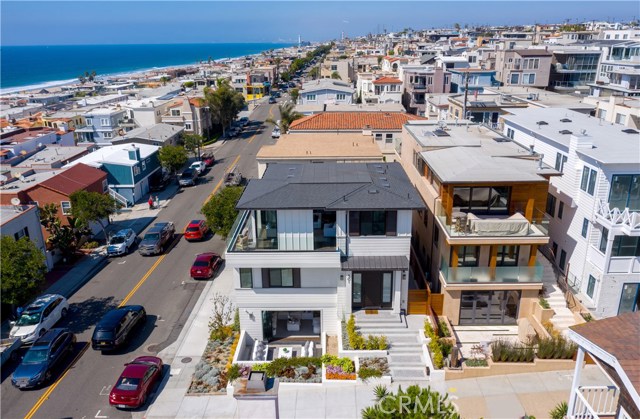 301 20th Street, Manhattan Beach, California 90266, 4 Bedrooms Bedrooms, ,5 BathroomsBathrooms,Residential,Sold,20th,SB19211056