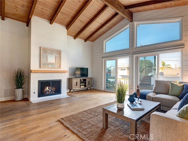 1528 Wollacott Street, Redondo Beach, California 90278, 3 Bedrooms Bedrooms, ,2 BathroomsBathrooms,Residential,Sold,Wollacott,SB19248290