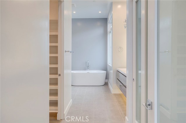2104 Voorhees Avenue, Redondo Beach, California 90278, 4 Bedrooms Bedrooms, ,3 BathroomsBathrooms,Residential,Sold,Voorhees,PV19109969