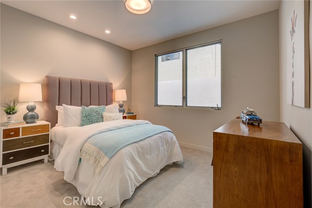 102 Prospect Avenue, Redondo Beach, California 90277, 3 Bedrooms Bedrooms, ,1 BathroomBathrooms,Residential,Sold,Prospect,SB19223229