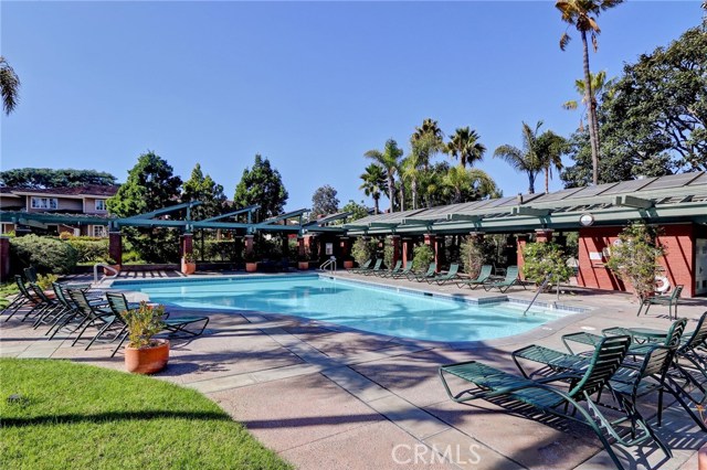22 Dover Place, Manhattan Beach, California 90266, 2 Bedrooms Bedrooms, ,2 BathroomsBathrooms,Residential,Sold,Dover,SB18247176