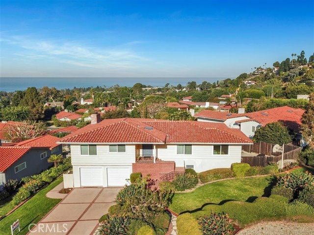 1033 Via Zumaya, Palos Verdes Estates, California 90274, 3 Bedrooms Bedrooms, ,3 BathroomsBathrooms,Residential,Sold,Via Zumaya,PV20225368