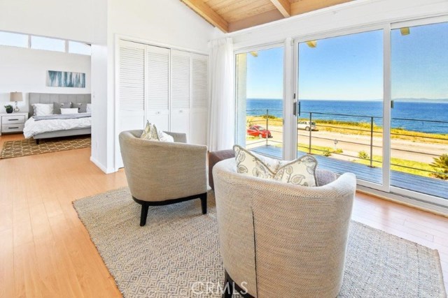 Master Suite Sitting Area