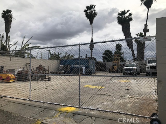 Edinger, 92704, ,Commercial,For Sale,Edinger,CV20182212