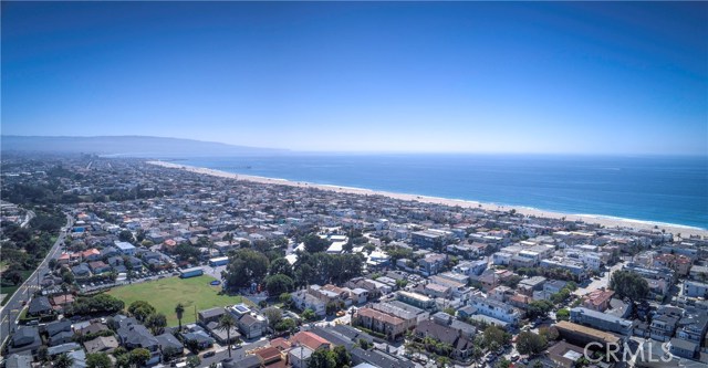 549 3rd Street, Manhattan Beach, California 90266, 5 Bedrooms Bedrooms, ,5 BathroomsBathrooms,Residential,Sold,3rd,SB21052350