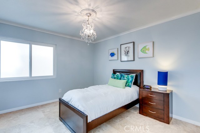 1717 Van Horne Lane, Redondo Beach, California 90278, 3 Bedrooms Bedrooms, ,1 BathroomBathrooms,Residential,Sold,Van Horne,PV19074395