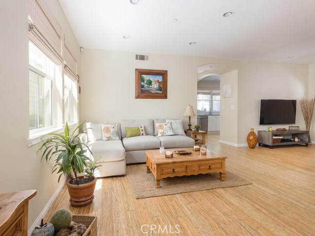 1800 Pacific Coast Highway, Redondo Beach, California 90277, 4 Bedrooms Bedrooms, ,2 BathroomsBathrooms,Residential,Sold,Pacific Coast,SB20149848