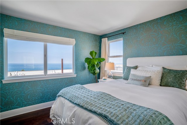 213 Seaview Street, Manhattan Beach, California 90266, 4 Bedrooms Bedrooms, ,3 BathroomsBathrooms,Residential,Sold,Seaview,SB19227675