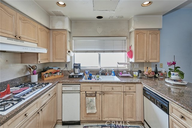 4 Bed Home for Sale in Torrance, California