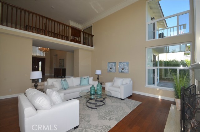34 Country Lane, Rolling Hills Estates, California 90274, 4 Bedrooms Bedrooms, ,4 BathroomsBathrooms,Residential,Sold,Country,PV18219056