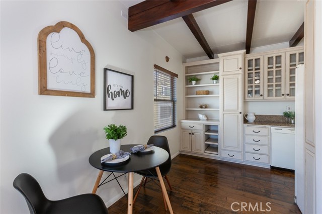 208 Kelp Street, Manhattan Beach, California 90266, 3 Bedrooms Bedrooms, ,1 BathroomBathrooms,Residential,Sold,Kelp,SB21034539