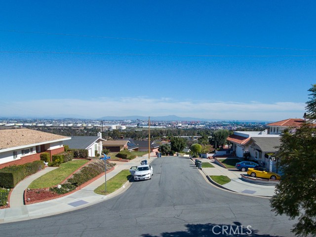 2142 Santa Rena Drive, Rancho Palos Verdes, California 90275, 4 Bedrooms Bedrooms, ,2 BathroomsBathrooms,Residential,Sold,Santa Rena,PV18037589