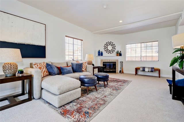 2205 Felton Lane, Redondo Beach, California 90278, 3 Bedrooms Bedrooms, ,2 BathroomsBathrooms,Residential,Sold,Felton,SB18109653