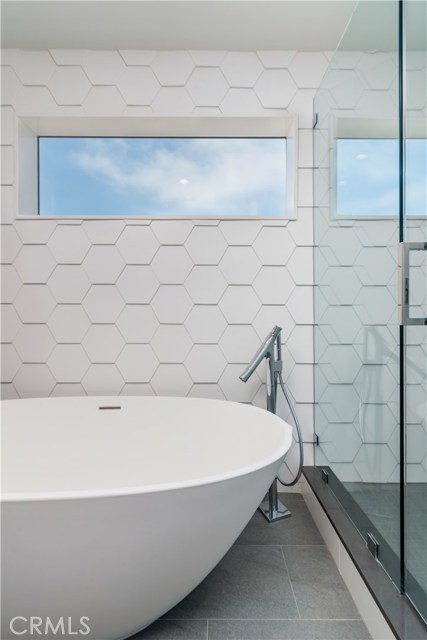 1120 Palm Drive, Hermosa Beach, California 90254, 4 Bedrooms Bedrooms, ,2 BathroomsBathrooms,Residential,Sold,Palm,SB18149119