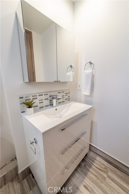 2715 Carnegie Lane, Redondo Beach, California 90278, 4 Bedrooms Bedrooms, ,4 BathroomsBathrooms,Residential,Sold,Carnegie,SB19176335