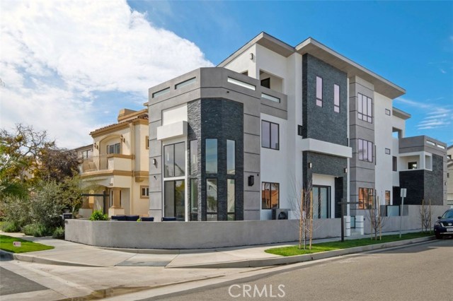 Photo of 1019 California Street, Huntington Beach, CA 92648