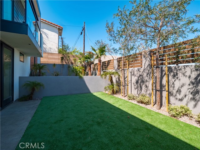 1843 11th Street, Manhattan Beach, California 90266, 3 Bedrooms Bedrooms, ,3 BathroomsBathrooms,Residential,Sold,11th,SB20169064