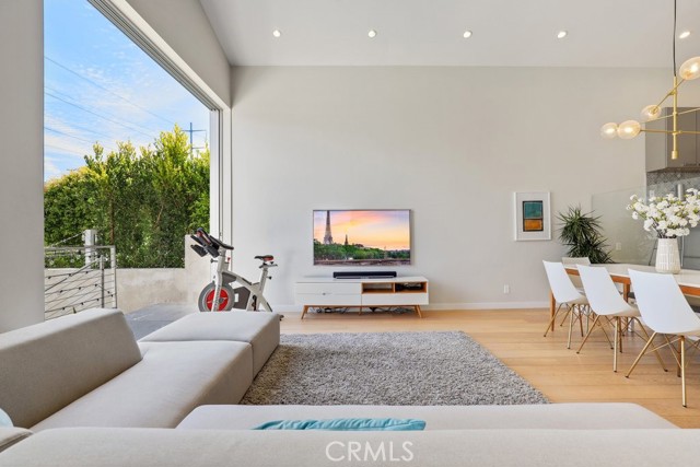 720 Rosecrans Avenue, Manhattan Beach, California 90266, 4 Bedrooms Bedrooms, ,3 BathroomsBathrooms,Residential,Sold,Rosecrans,PW21110961