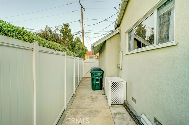 2163 Ronsard Road, Rancho Palos Verdes, California 90275, 3 Bedrooms Bedrooms, ,2 BathroomsBathrooms,Residential,Sold,Ronsard,SB20112673