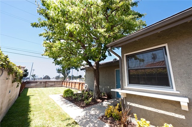 326 Prospect Avenue, Redondo Beach, California 90277, 3 Bedrooms Bedrooms, ,2 BathroomsBathrooms,Residential,Sold,Prospect,OC17090576