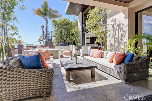 714 Marlita Street, Hermosa Beach, California 90254, 6 Bedrooms Bedrooms, ,5 BathroomsBathrooms,Residential,Sold,Marlita,SB19029241