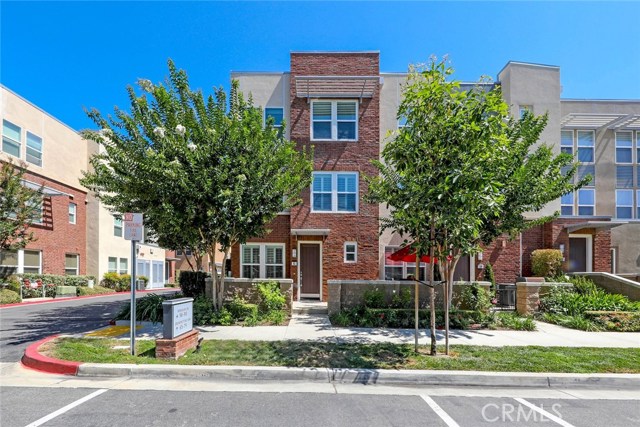 Photo of 61 Brownstone Way, Aliso Viejo, CA 92656