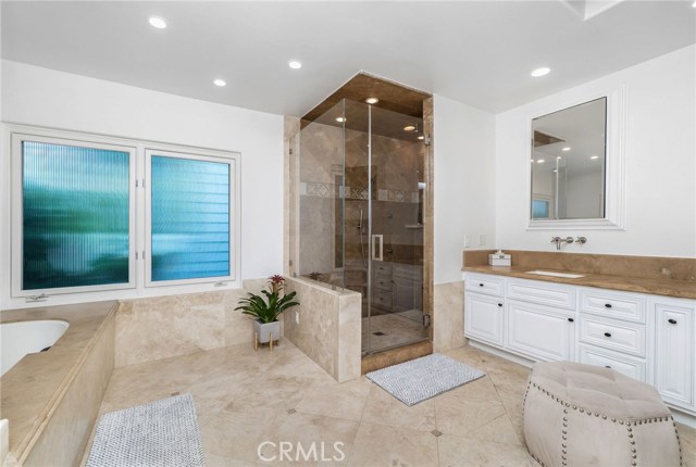 Master Ensuite Bathroom