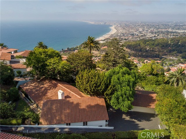 888 Via Del Monte, Palos Verdes Estates, California 90274, 3 Bedrooms Bedrooms, ,1 BathroomBathrooms,Residential,Sold,Via Del Monte,PV18205584