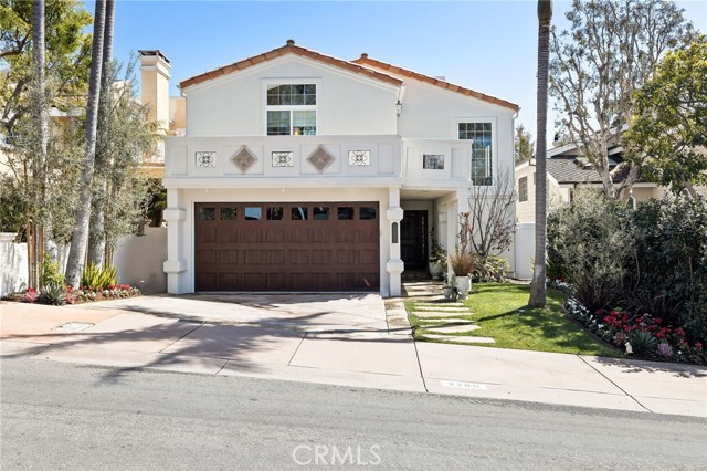 2200 Elm Avenue, Manhattan Beach, California 90266, 4 Bedrooms Bedrooms, ,3 BathroomsBathrooms,Residential,Sold,Elm,SB21076957