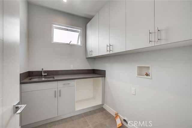 1011 Spencer Street, Redondo Beach, California 90277, 4 Bedrooms Bedrooms, ,3 BathroomsBathrooms,Residential,Sold,Spencer,PV20031489