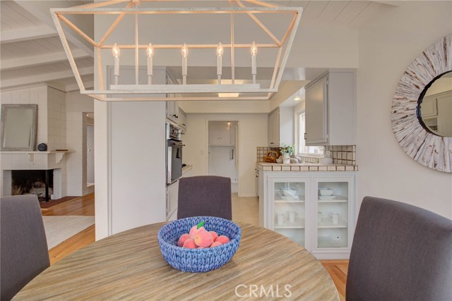 729 12th Street, Manhattan Beach, California 90266, 3 Bedrooms Bedrooms, ,2 BathroomsBathrooms,Residential,Sold,12th,SB19138998