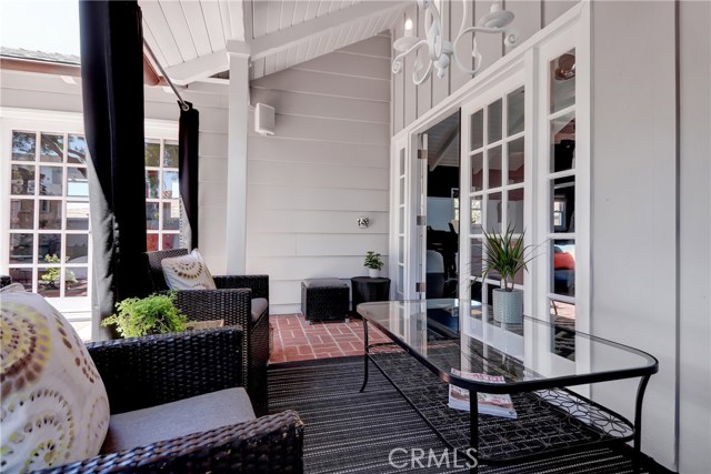 668 36th Street, Manhattan Beach, California 90266, 3 Bedrooms Bedrooms, ,2 BathroomsBathrooms,Residential,Sold,36th,SB20089393